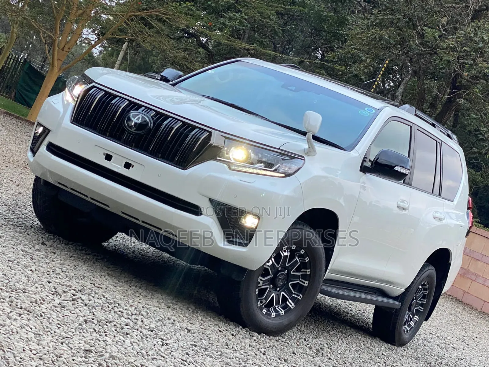 Toyota Land Cruiser Prado 2021 White