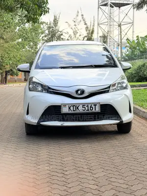 Toyota Vitz 2015 White
