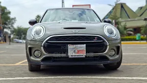 Mini Clubman 2019 Gray