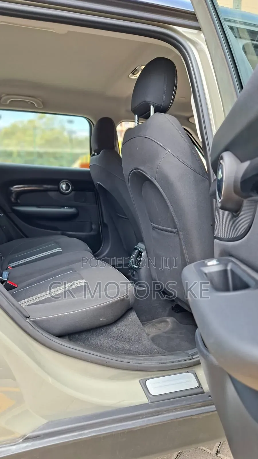 Mini Clubman 2019 Gray