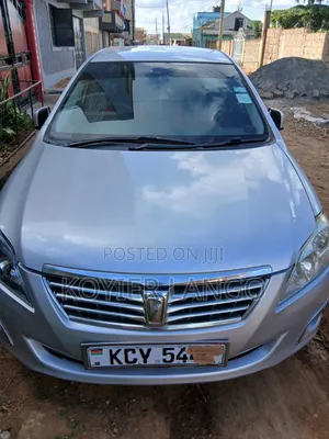 Toyota Premio 2014 Silver