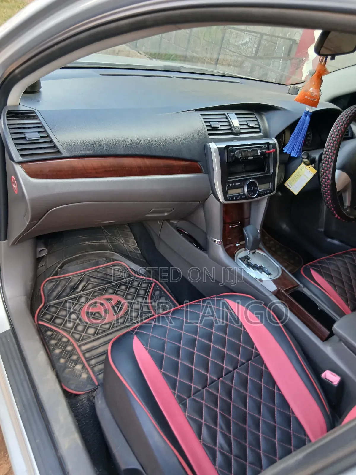 Toyota Premio 2014 Silver