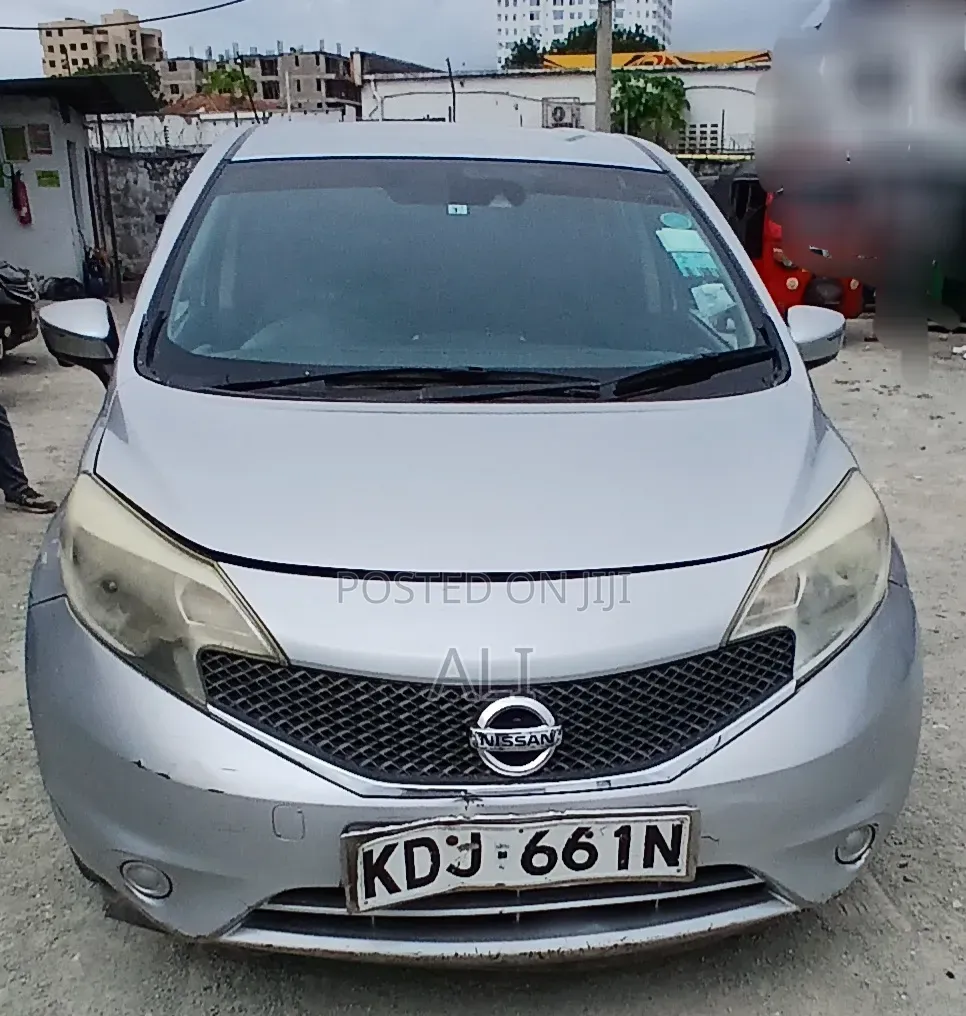 Nissan Note 2015 Silver
