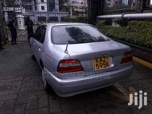 Nissan FB15 2000 Silver