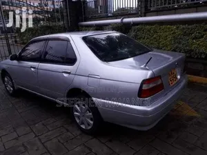 Nissan FB15 2000 Silver