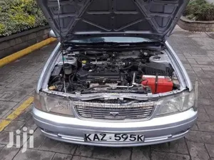 Nissan FB15 2000 Silver
