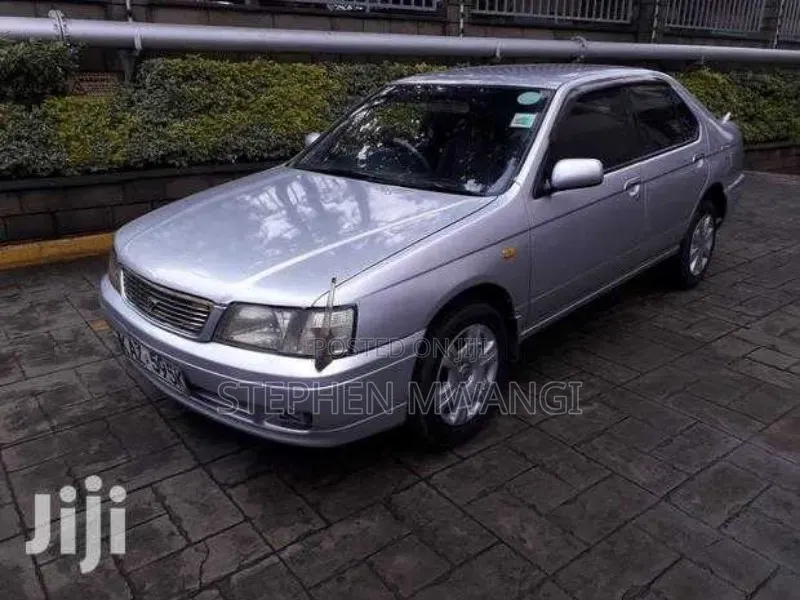 Nissan FB15 2000 Silver