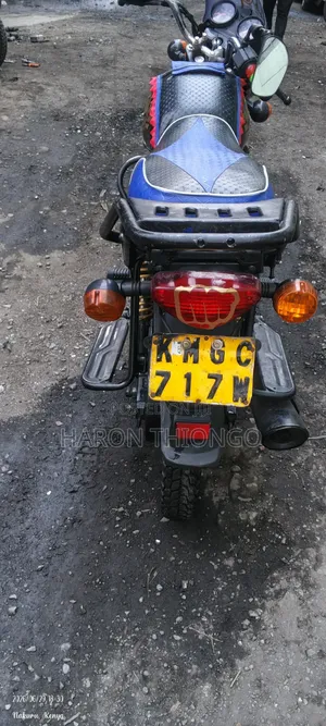 Bajaj Boxer 150 UG 2025 Black