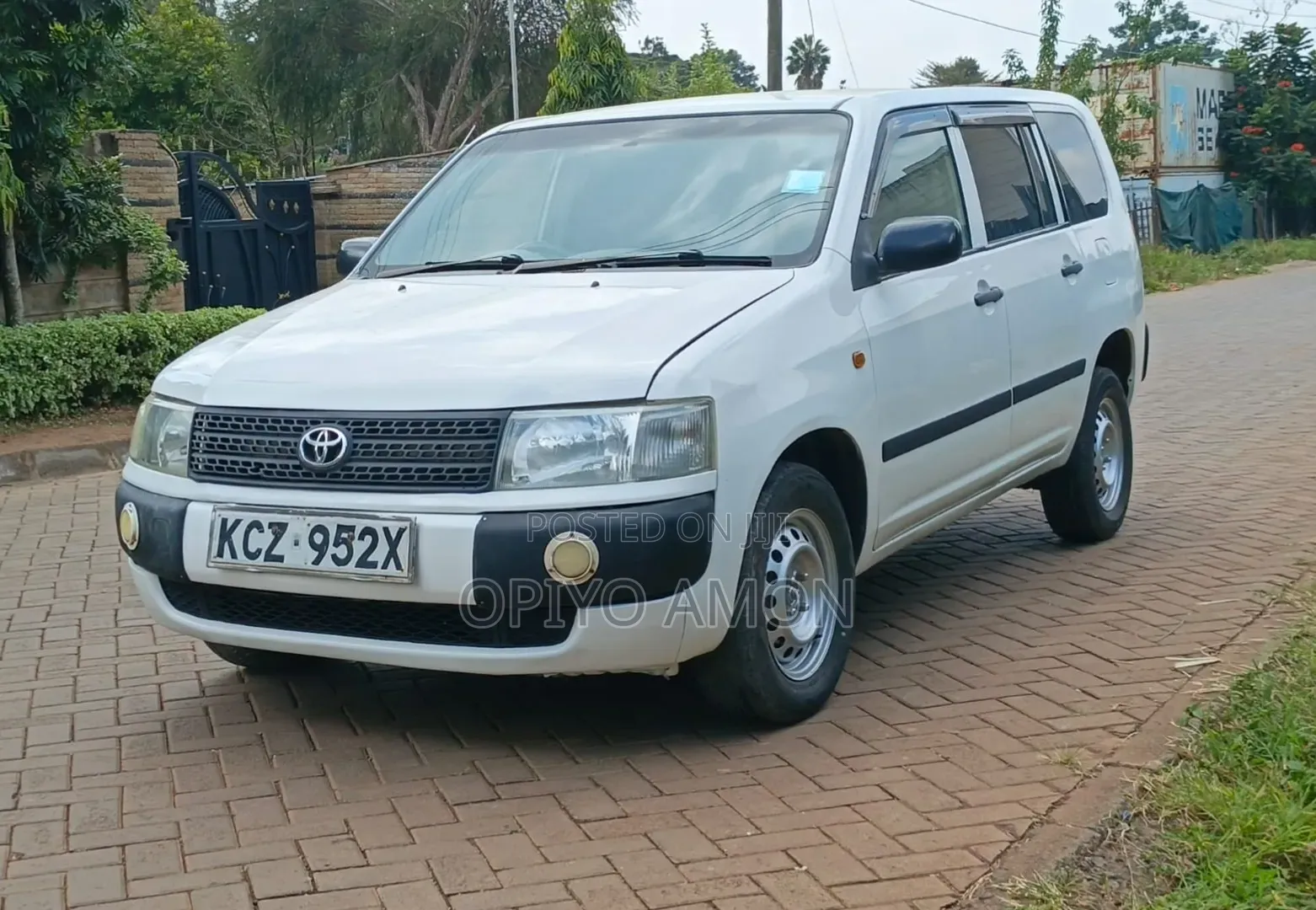 Toyota Probox 2013 White