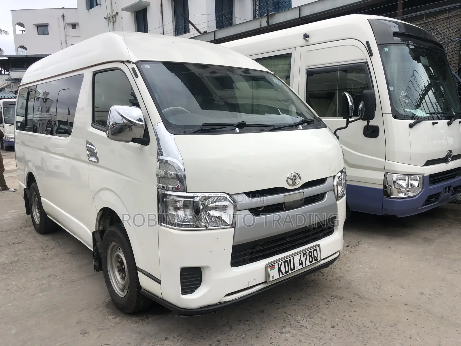Toyota HiAce 2018 White