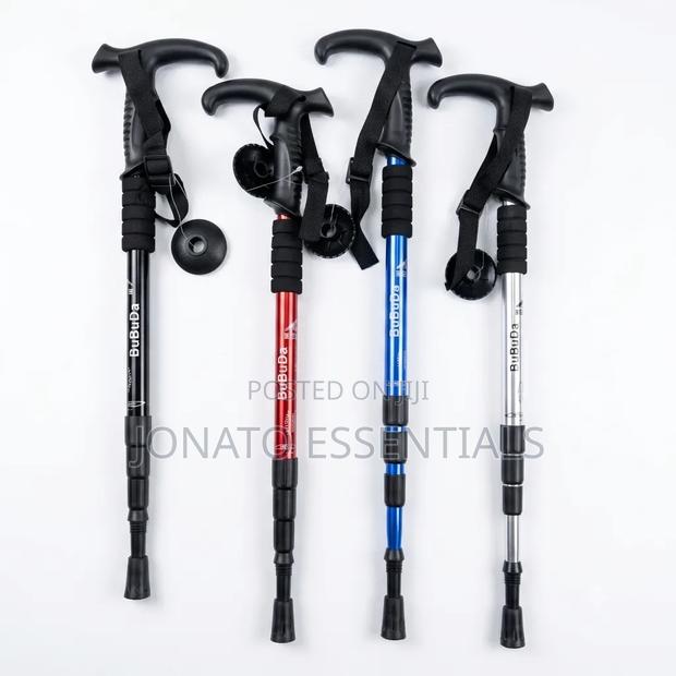 Adjustable Hiking Poles Walking Sticks With Anti-Shock System - thumbnail 2