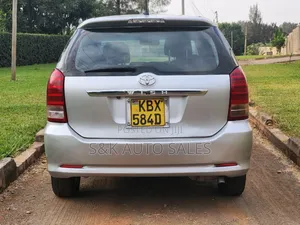 Toyota Wish 2006 Silver