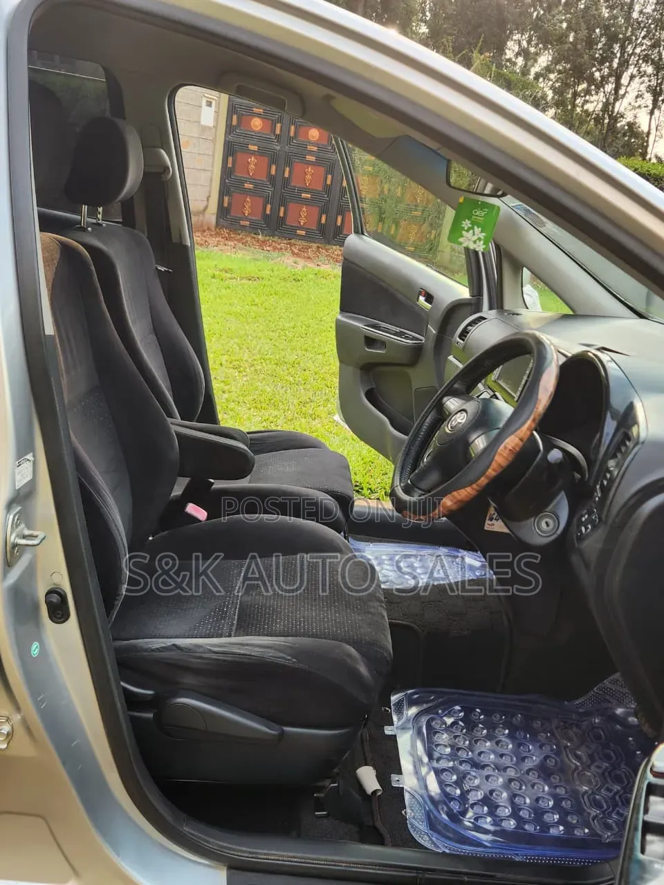 Toyota Wish 2006 Silver