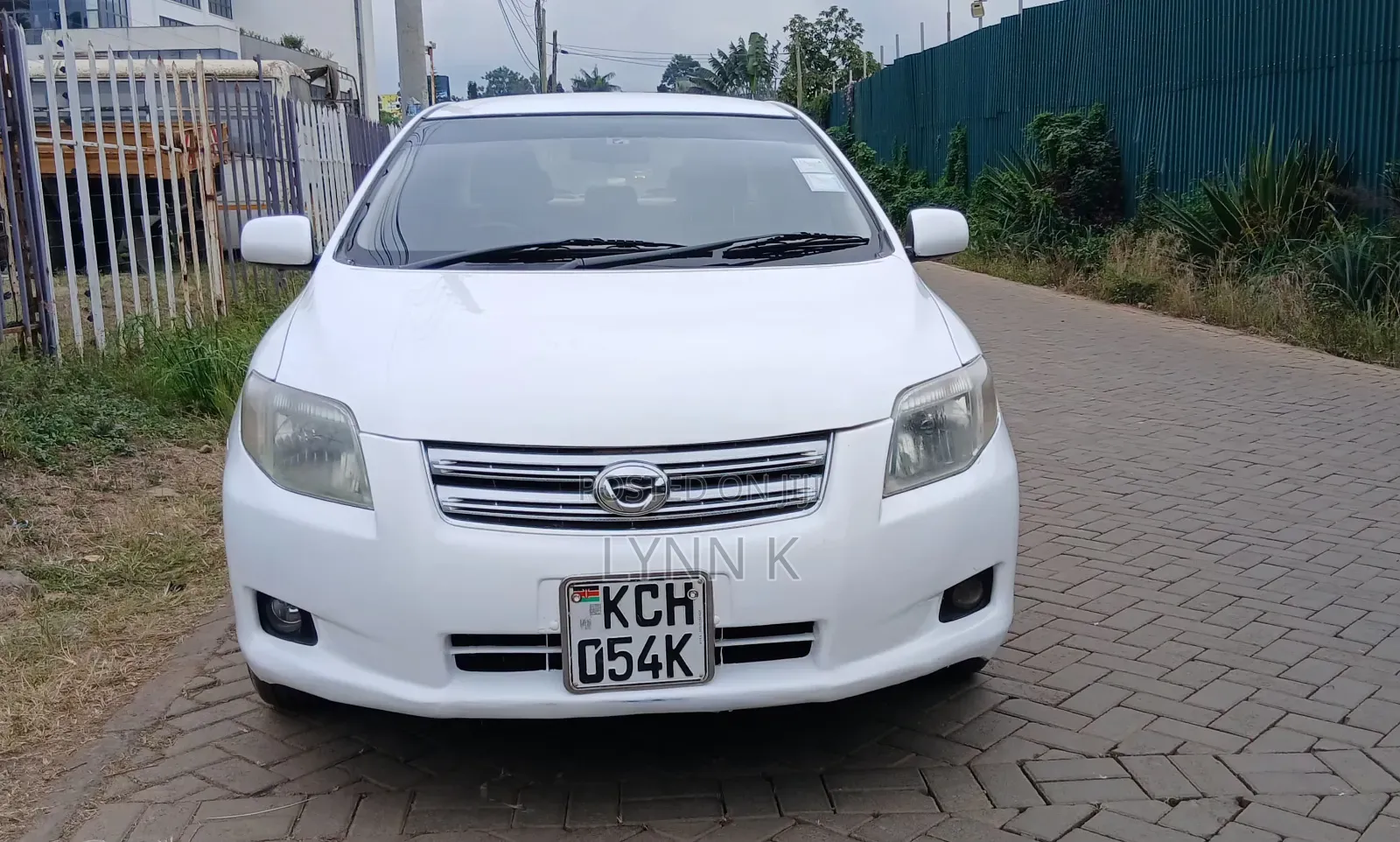 Toyota Axio 2009 White