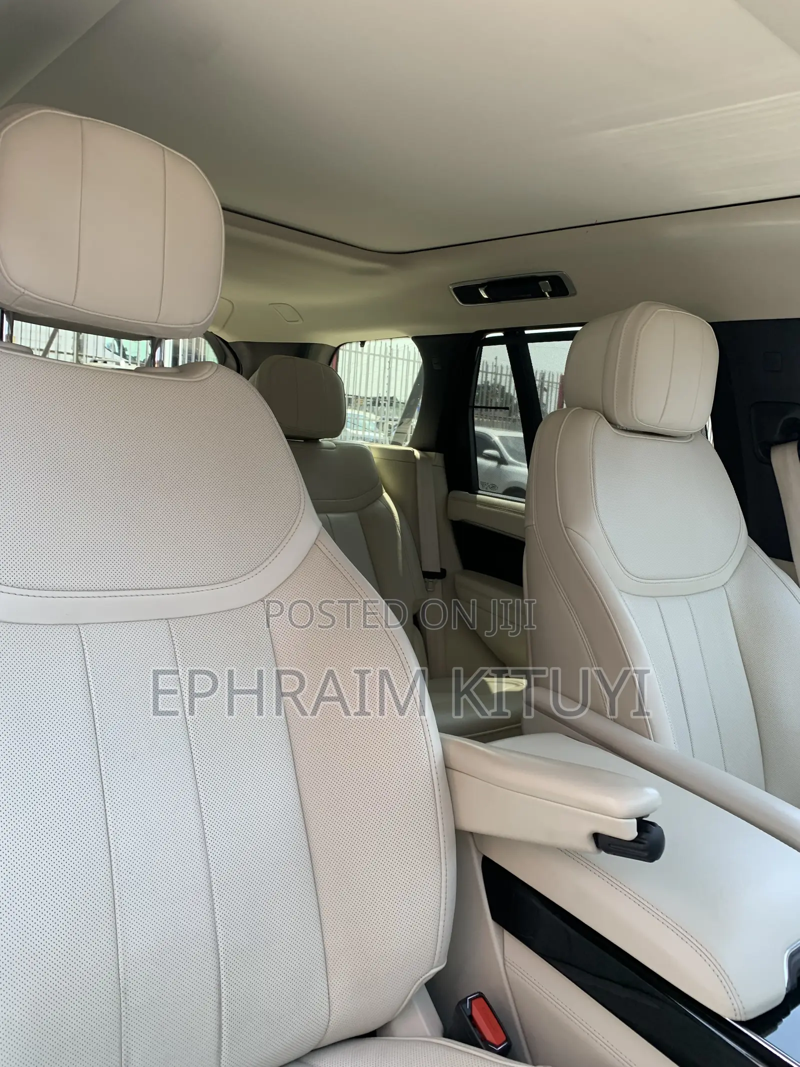 Land Rover Range Rover Vogue 2022 Black