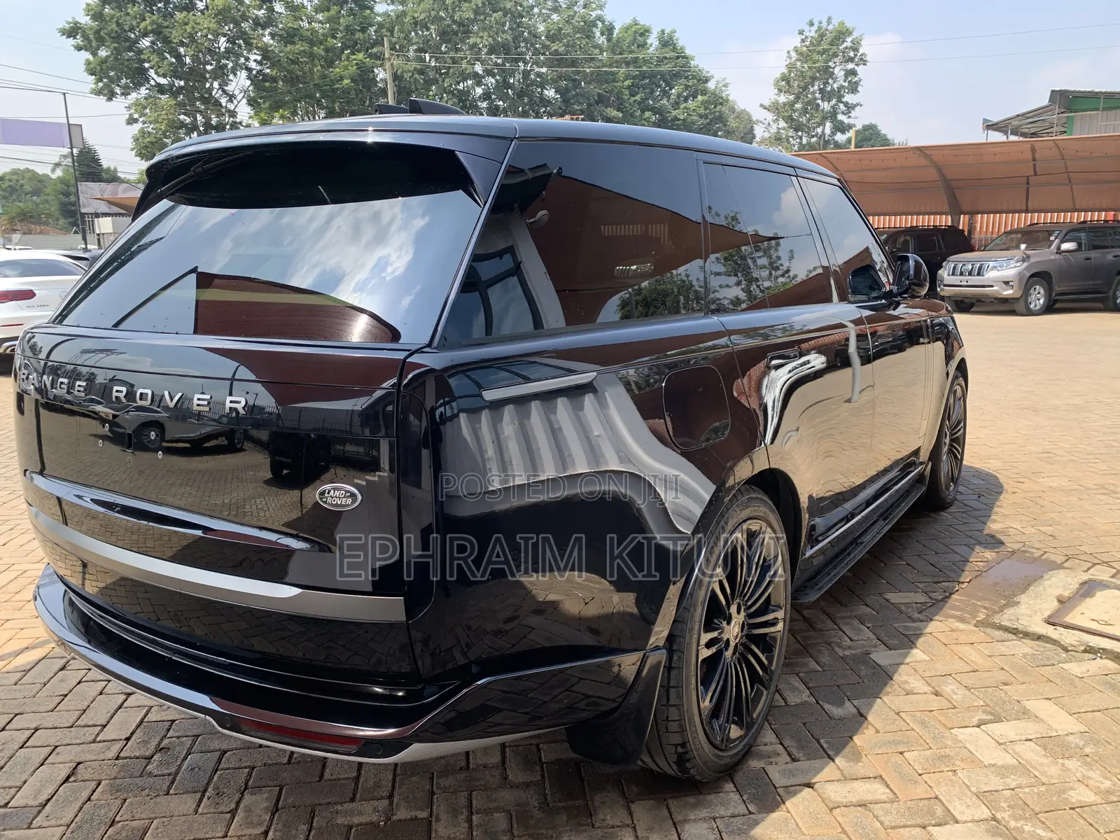 Land Rover Range Rover Vogue 2022 Black
