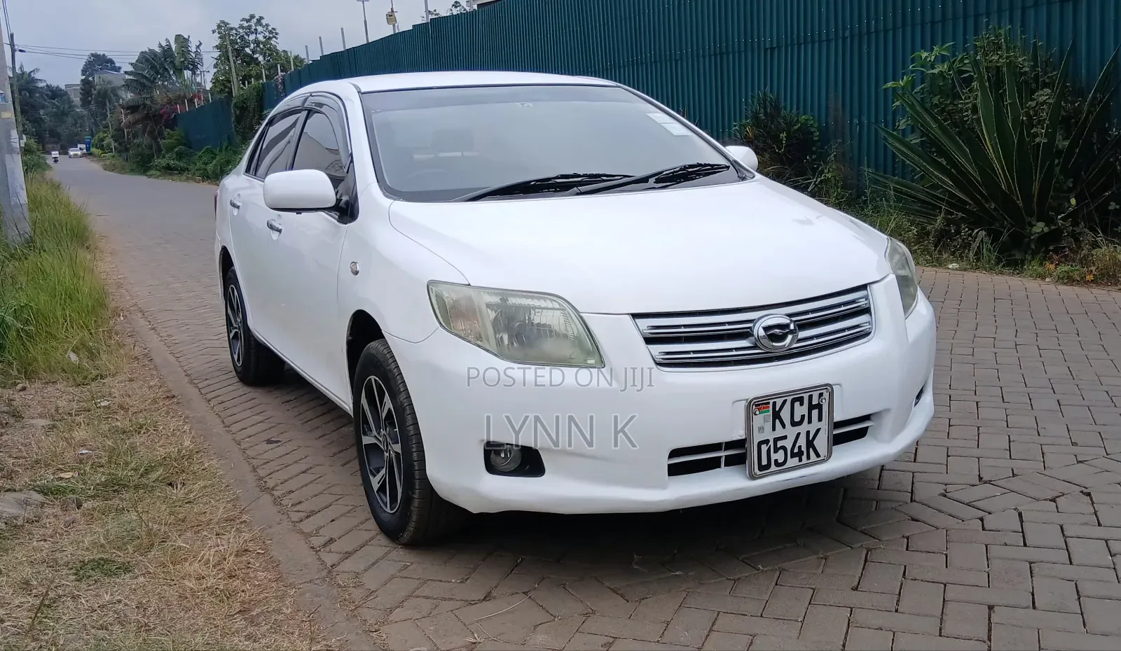 Toyota Axio 2009 White
