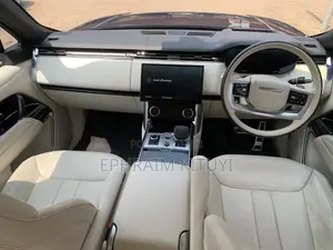 Land Rover Range Rover Vogue 2022 Black