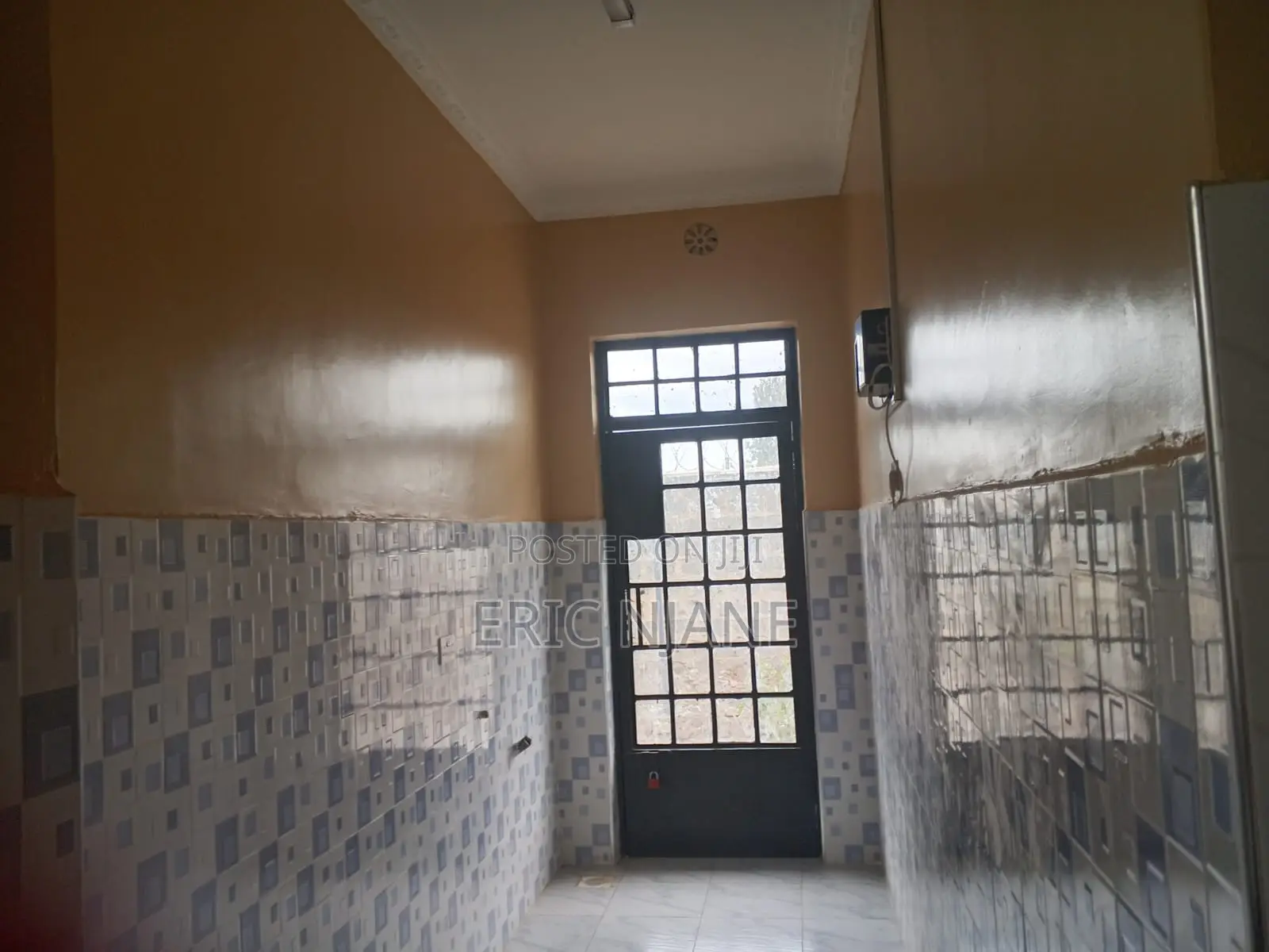 3bdrm Bungalow in Khaheri, Gatuanyaga for rent
