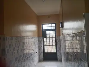 3bdrm Bungalow in Khaheri, Gatuanyaga for rent