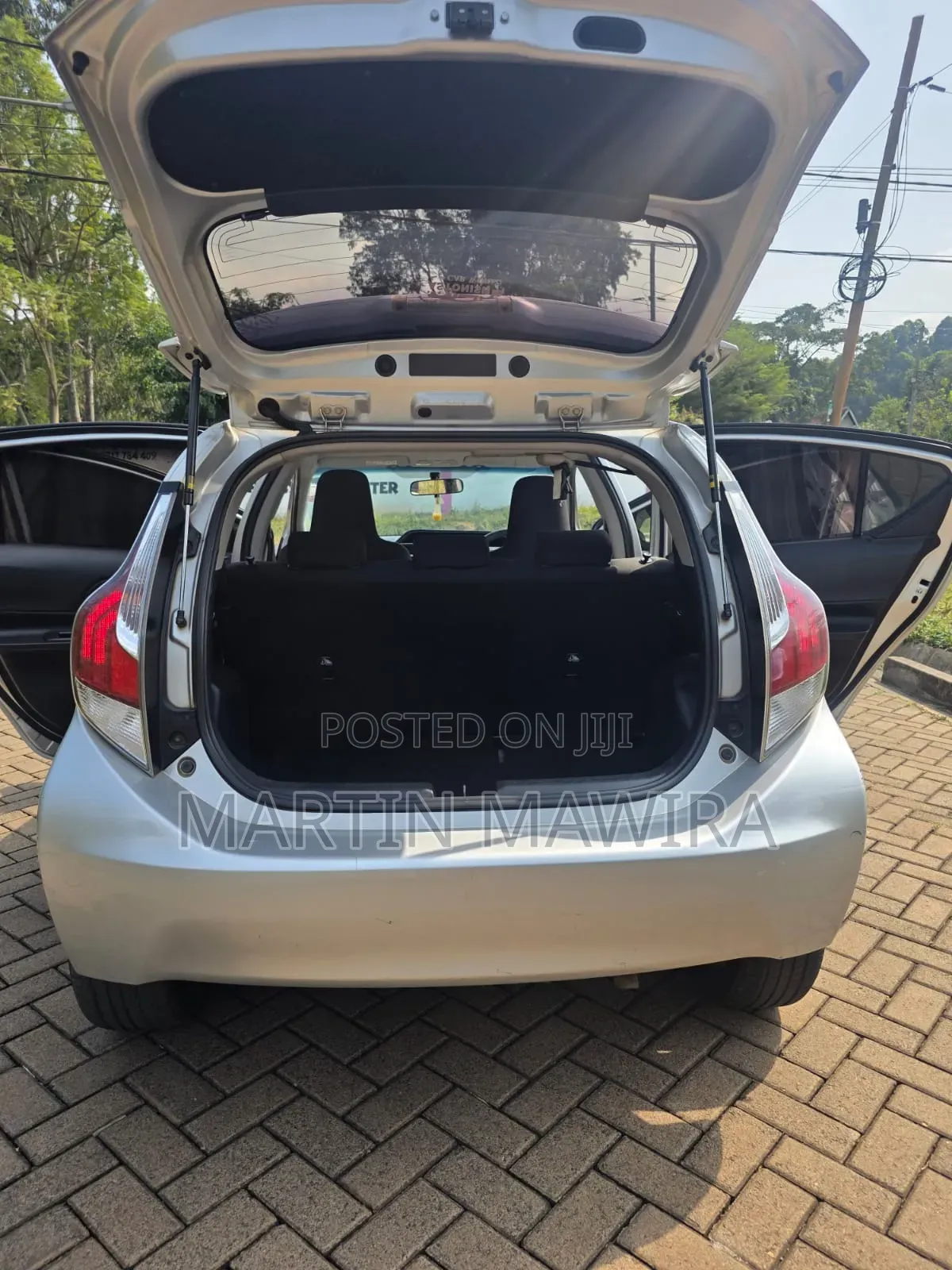 Toyota Aqua 2015 Silver