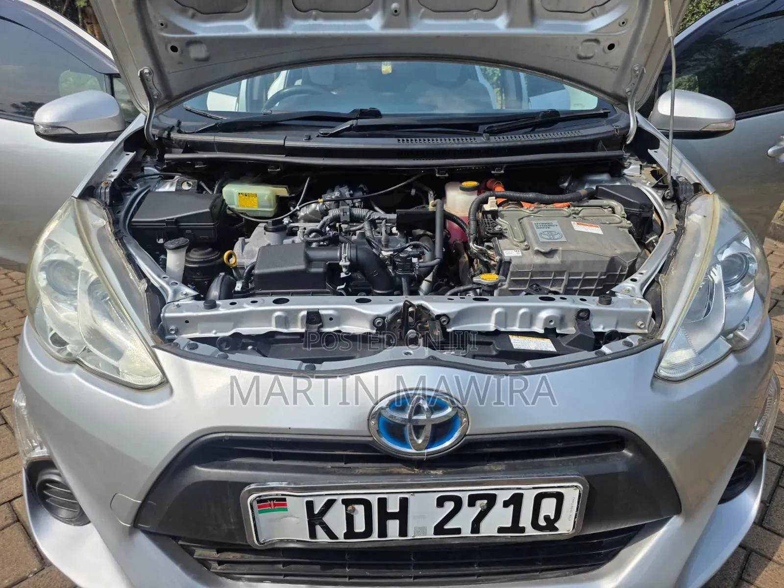 Toyota Aqua 2015 Silver