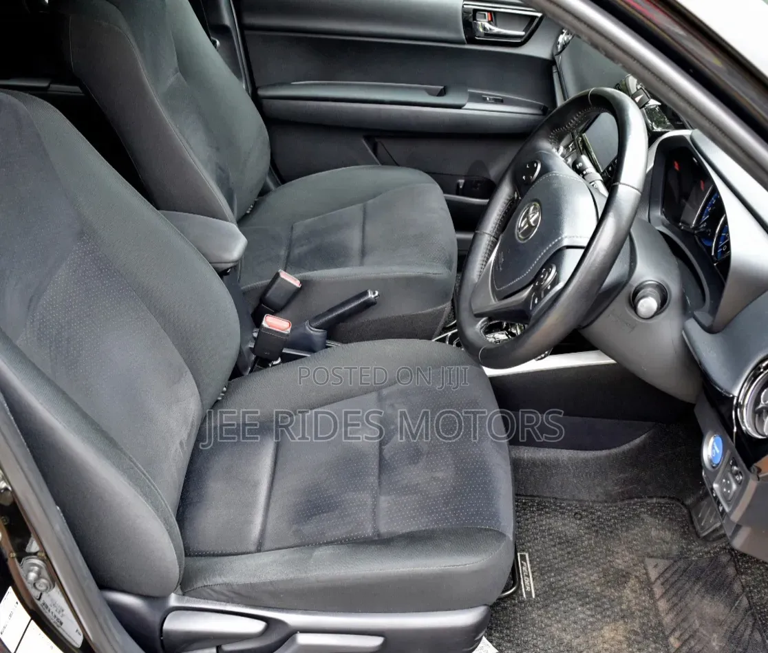 Toyota Corolla Fielder 2018 Black