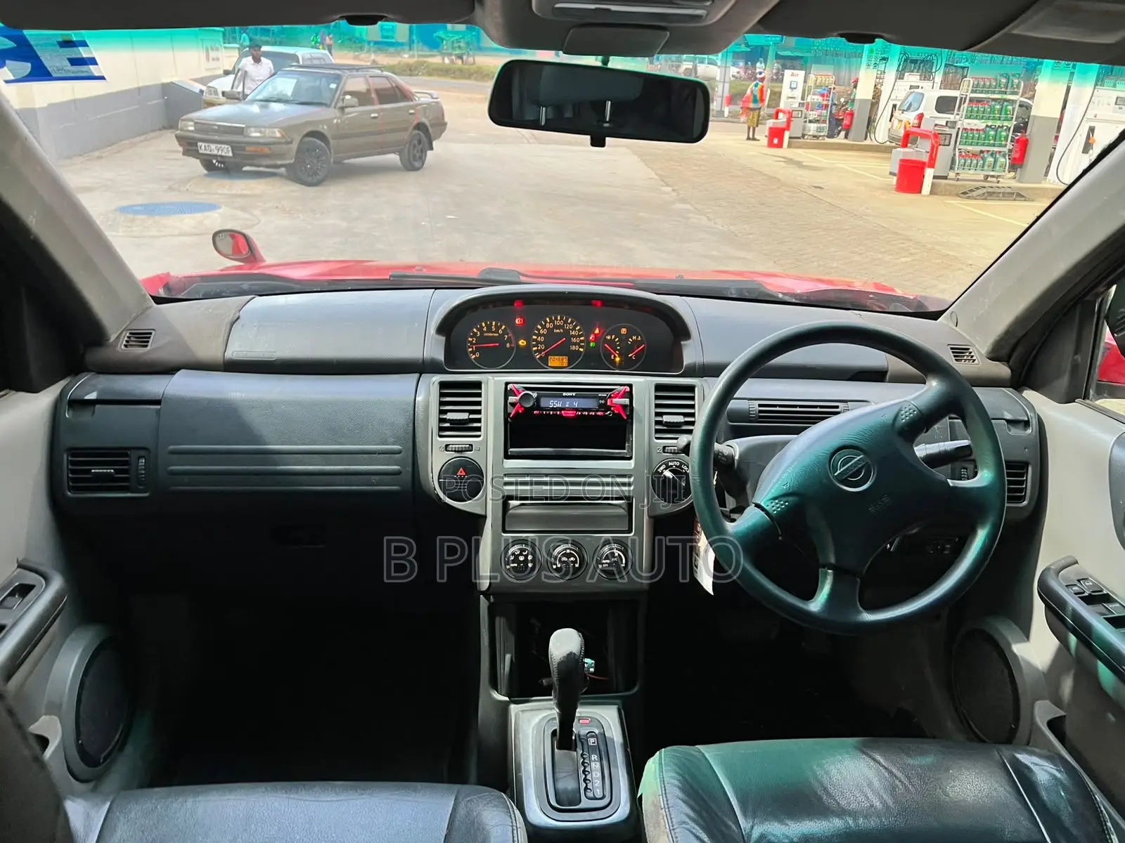 Nissan X-Trail 2005 Red