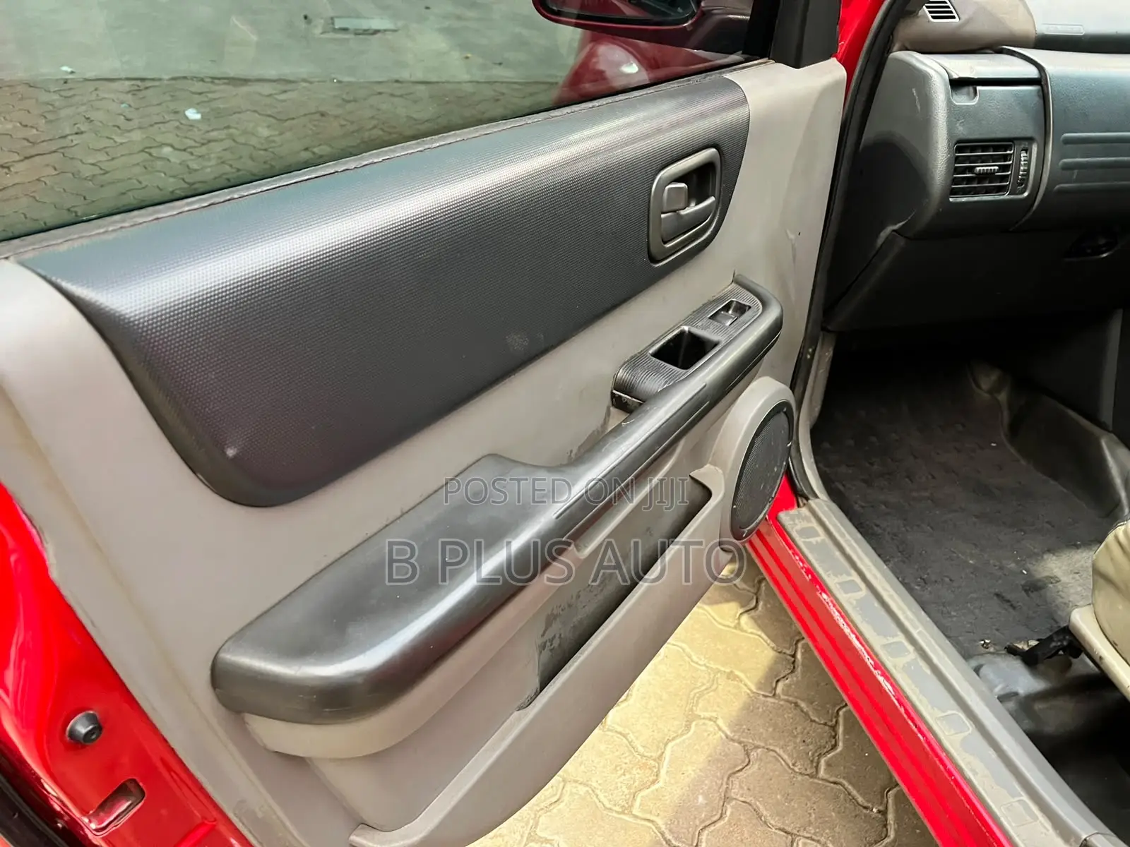 Nissan X-Trail 2005 Red