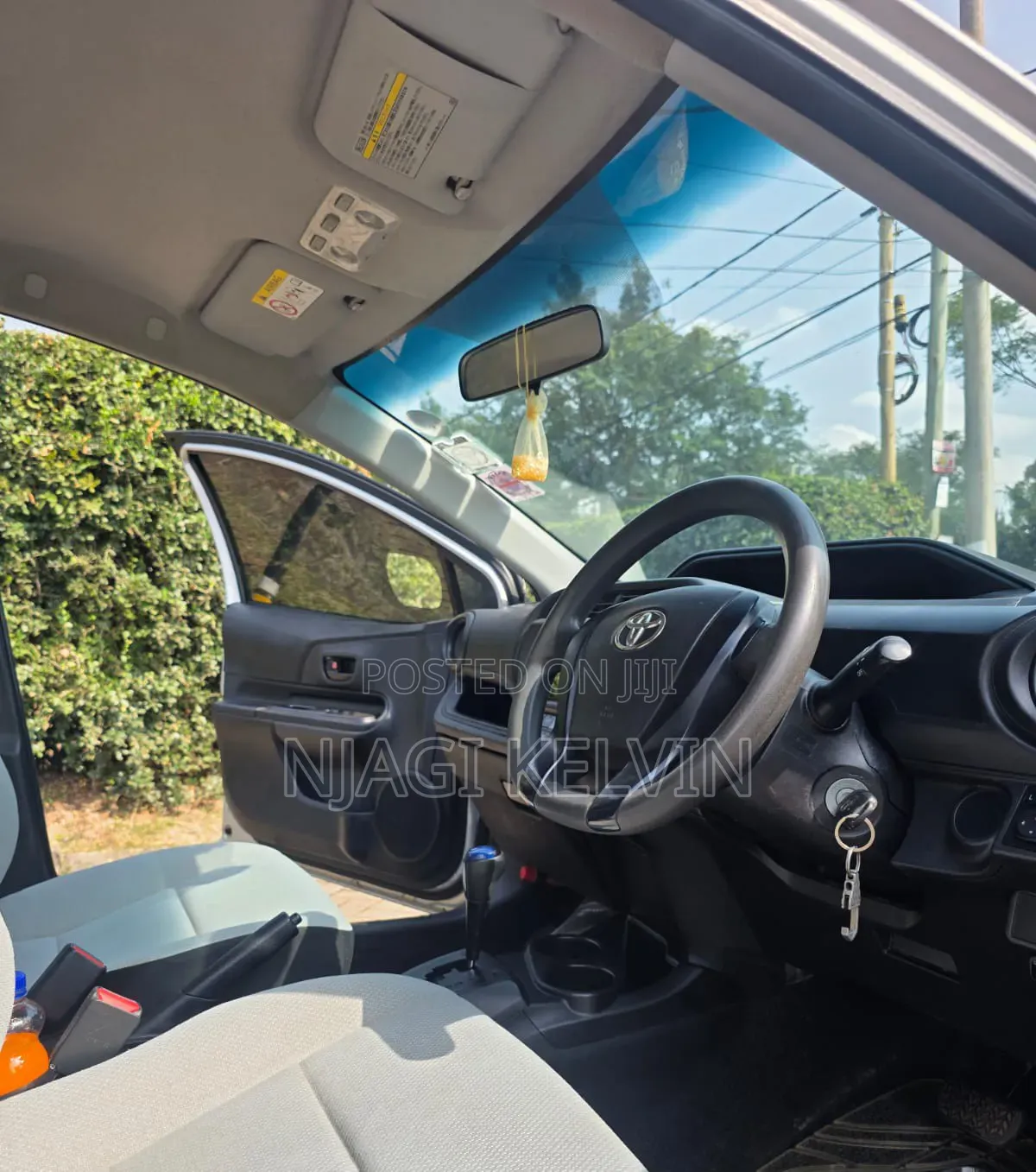 Toyota Aqua 2015 Silver
