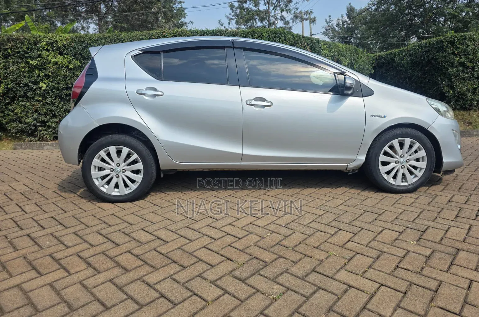 Toyota Aqua 2015 Silver