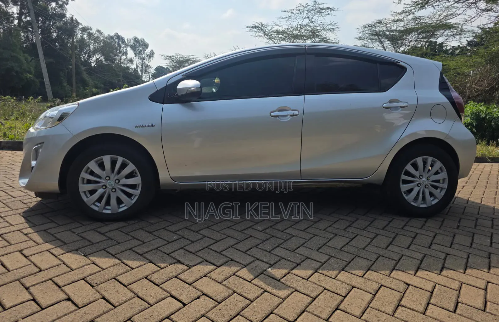 Toyota Aqua 2015 Silver