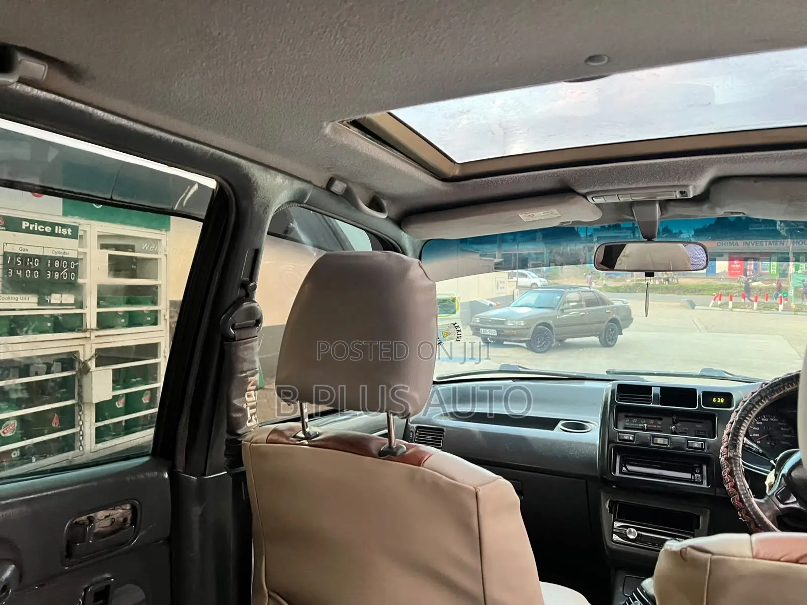 Toyota RAV4 2001 White