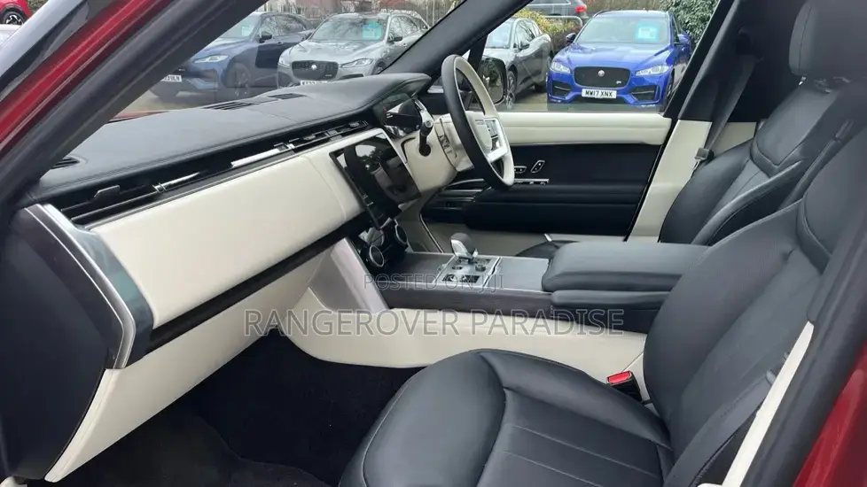 Land Rover Range Rover Autobiography LWB 7 Seat 2023 Maroon