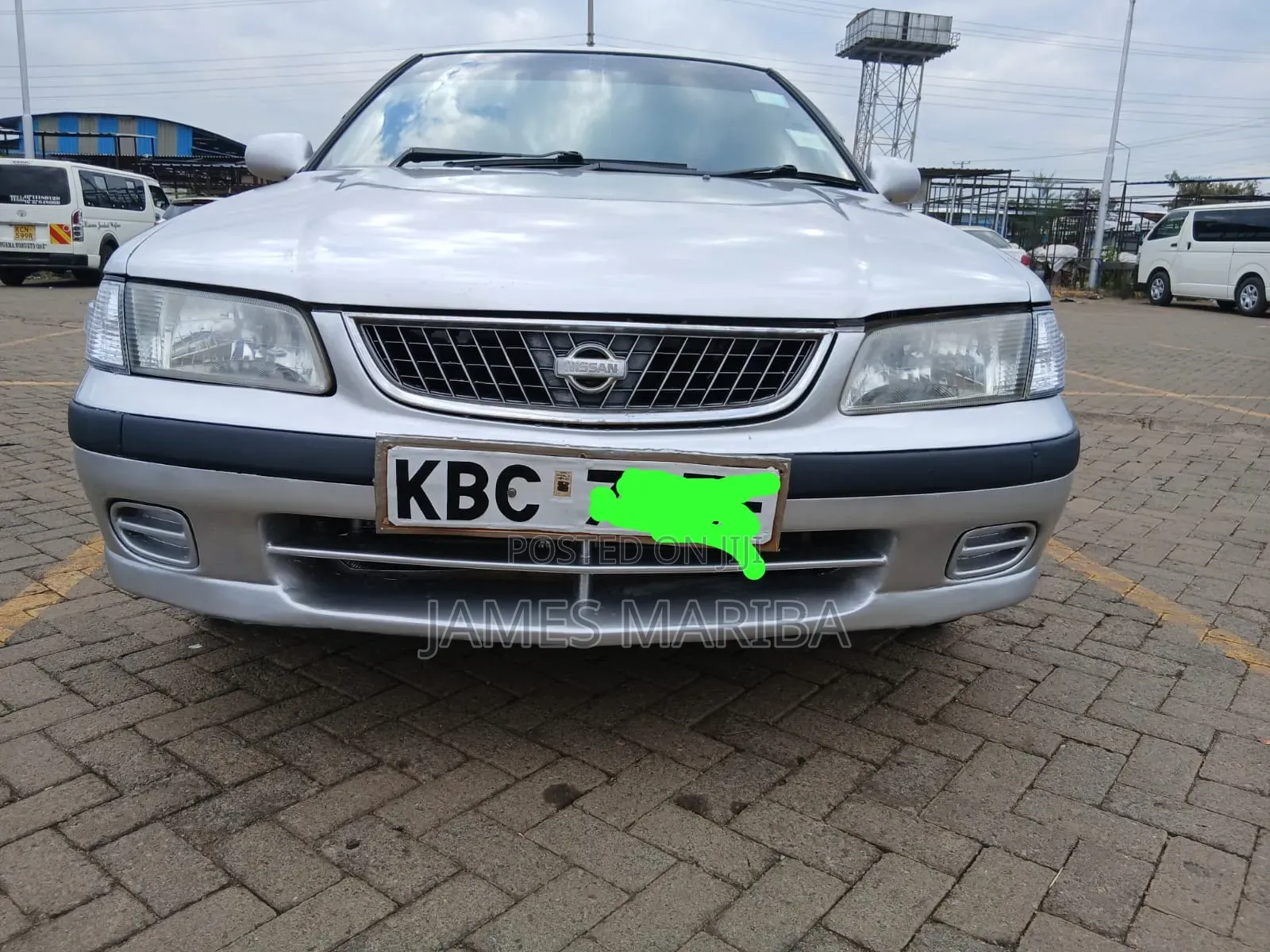 Nissan FB15 2002 Silver