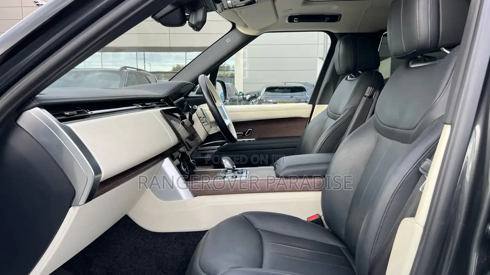 Land Rover Range Rover 2023 Black