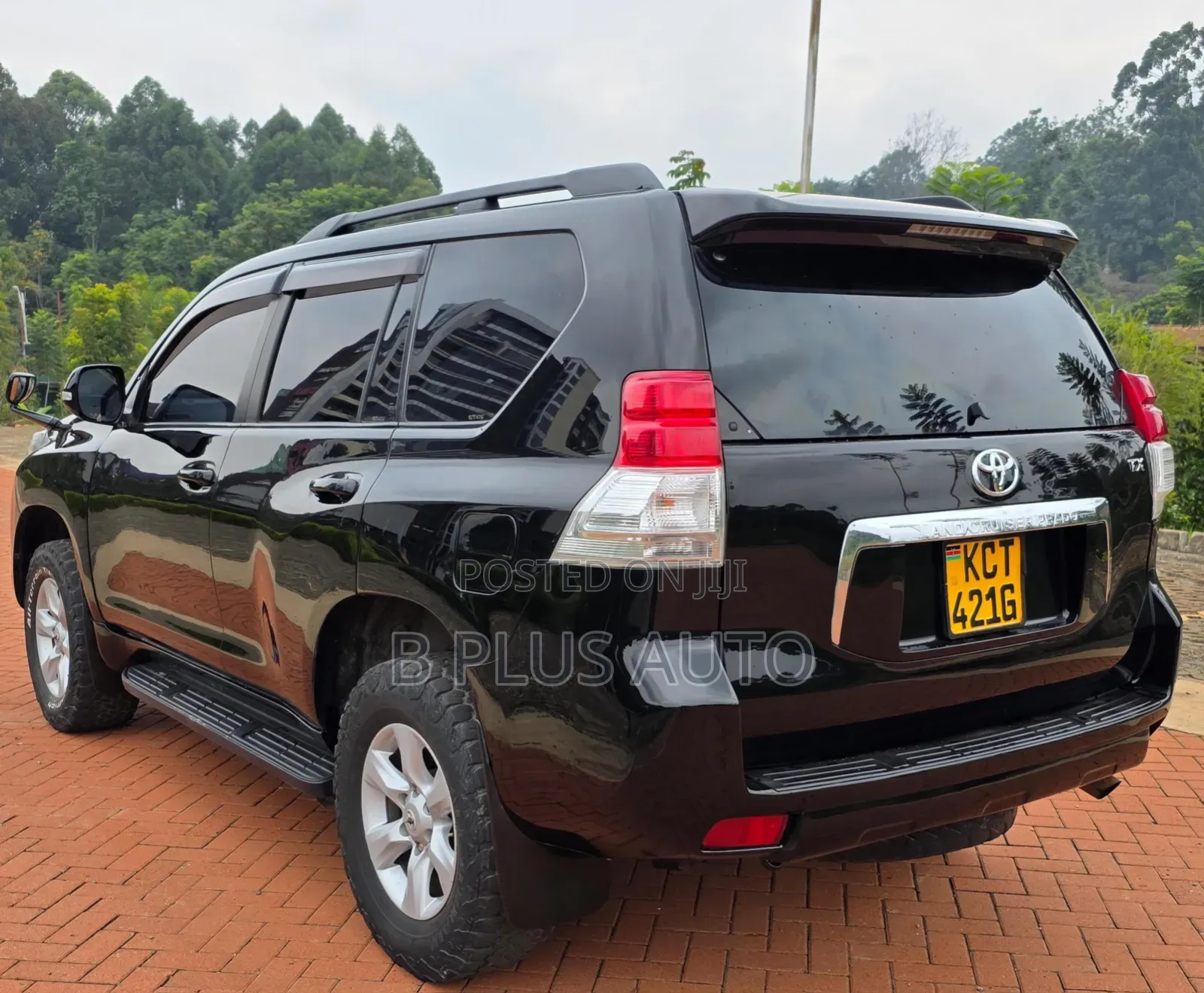 Toyota Land Cruiser Prado 2012 Black
