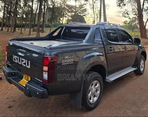 Isuzu D-MAX 2023 Black