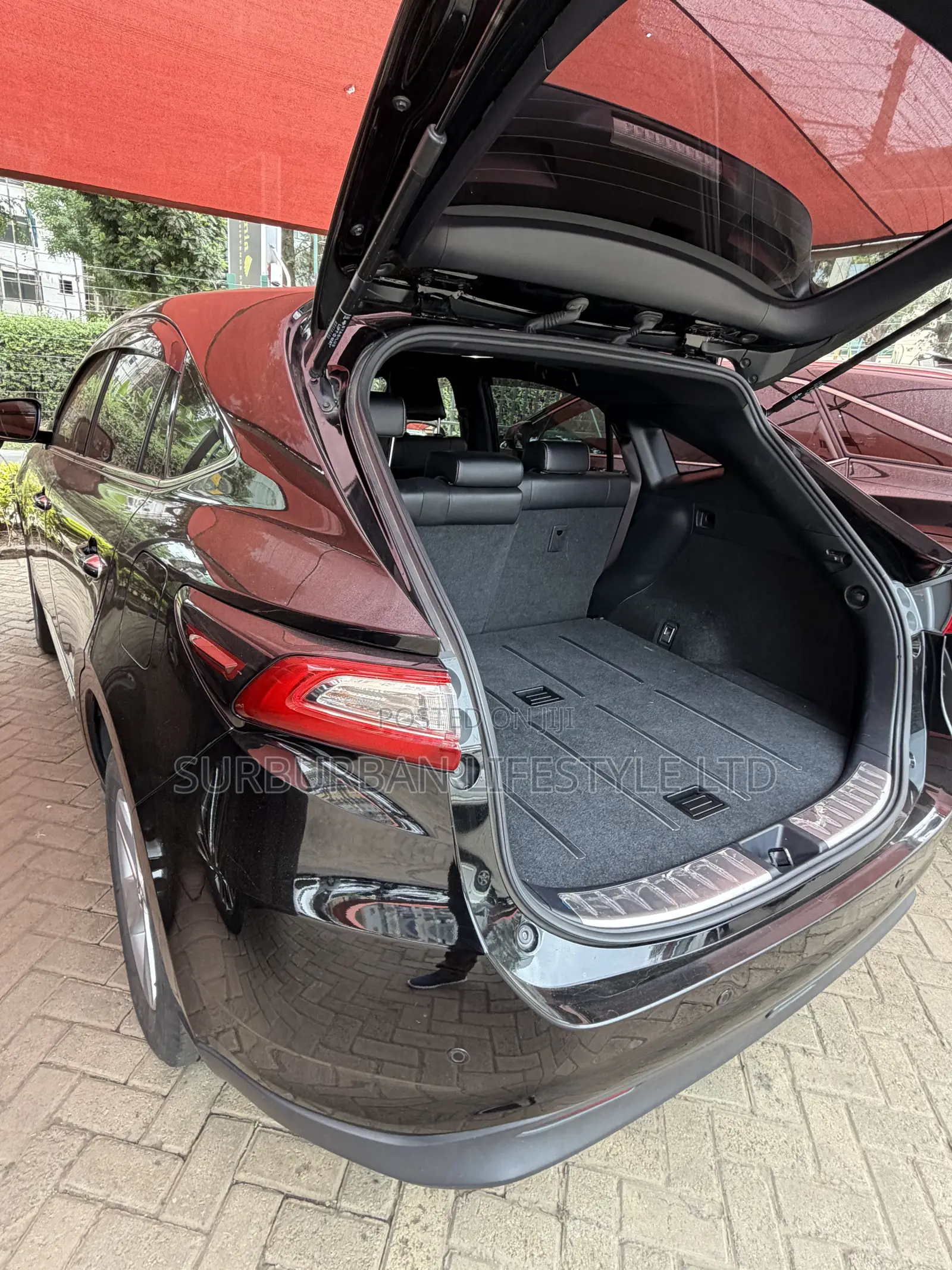 Toyota Harrier 2.0 4WD 2019 Black