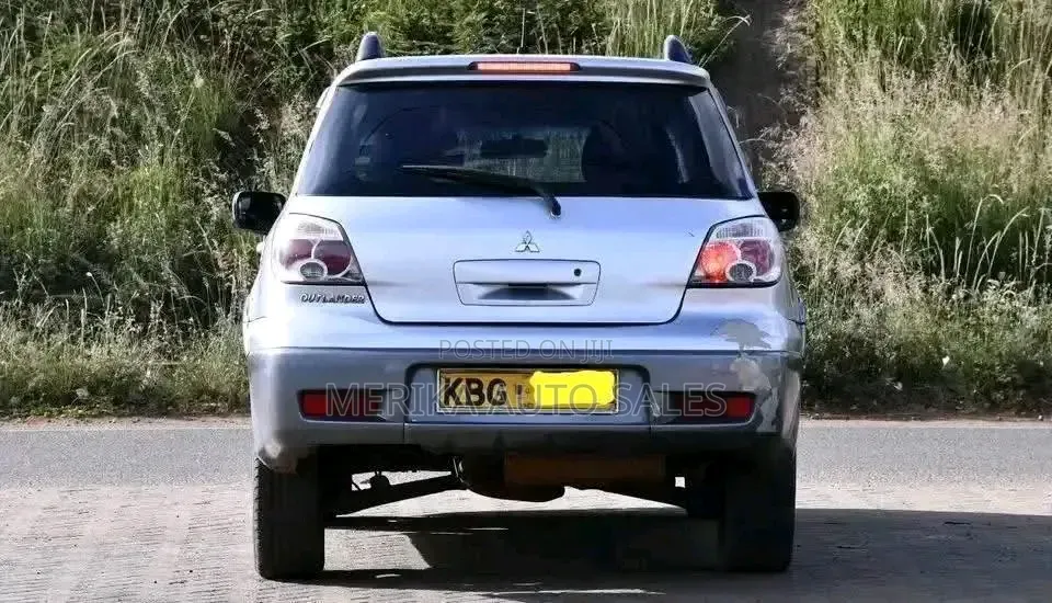 Mitsubishi Outlander 2.4 4WD Intense 2007 Silver