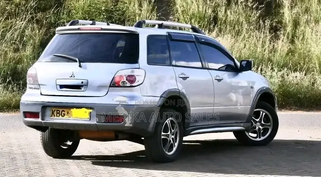 Mitsubishi Outlander 2.4 4WD Intense 2007 Silver