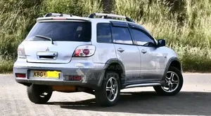 Mitsubishi Outlander 2.4 4WD Intense 2007 Silver