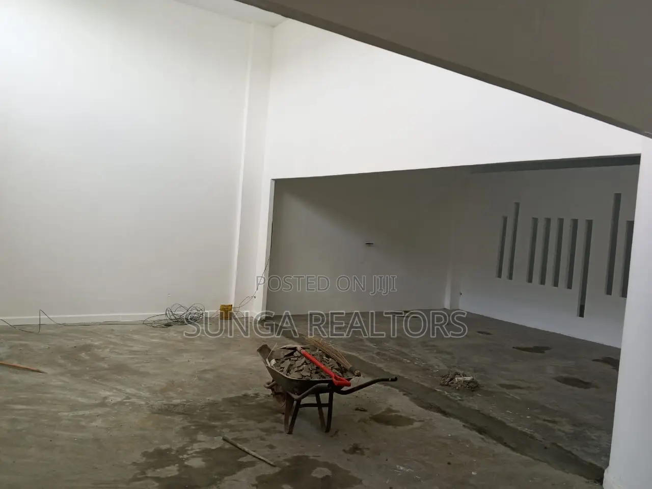 Warehouse Space for Rent in Baba Dogo