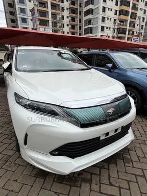 Toyota Harrier 2.0 2019 White