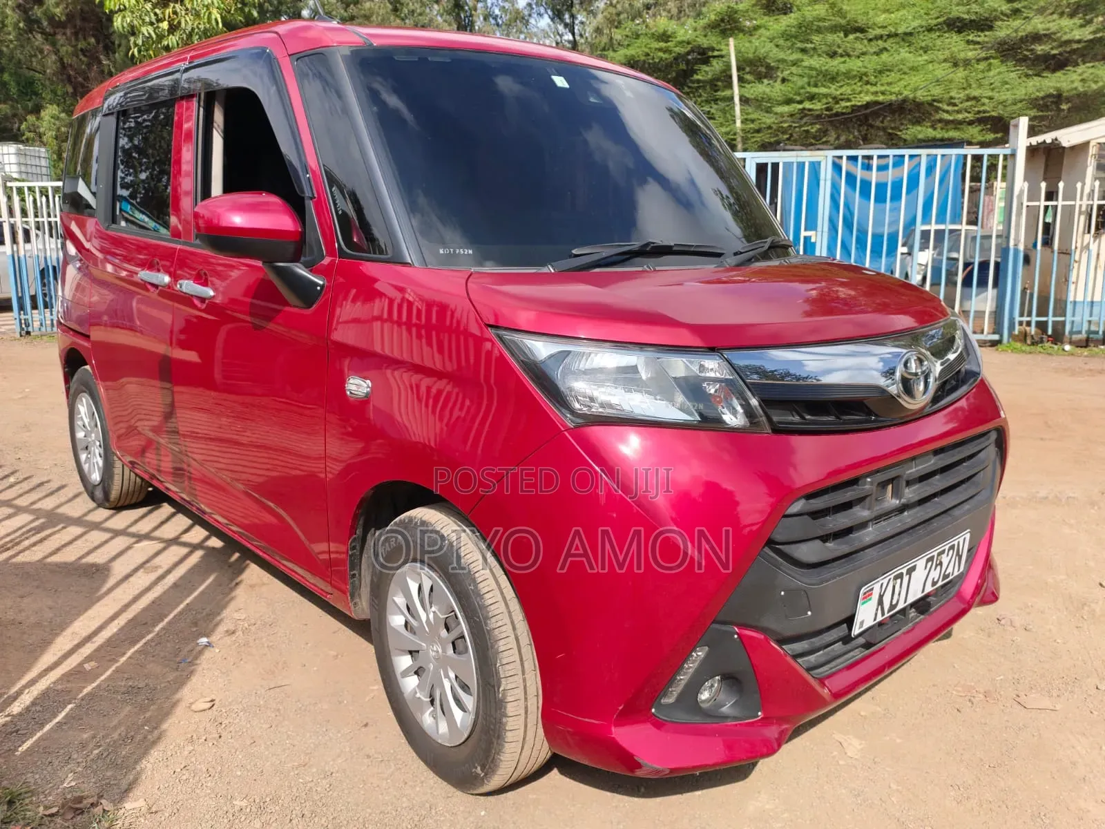 Toyota Tank 2018 Red