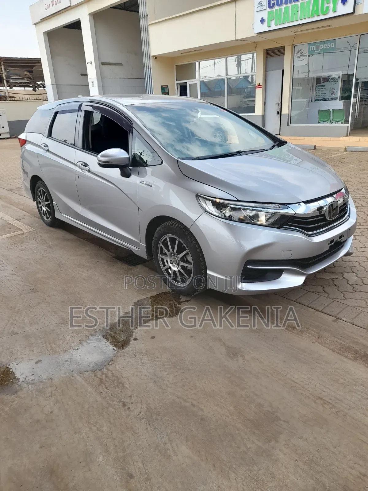 Honda Fit Shuttle 2019 Silver