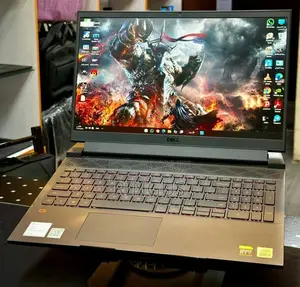 New Laptop Dell G15 5530 16GB Intel Core i7 SSD 512GB