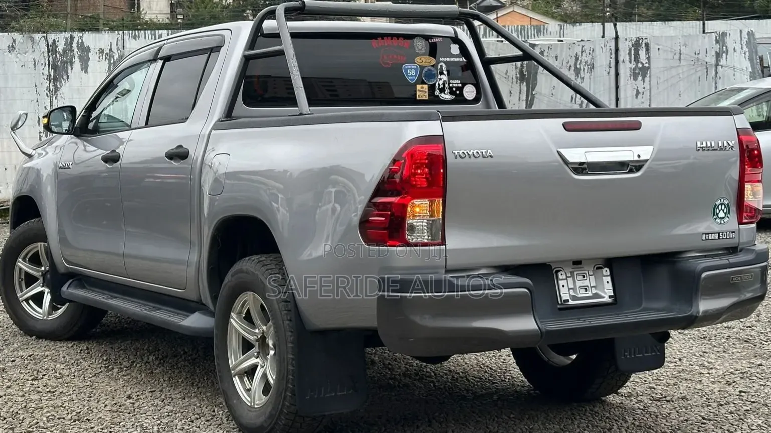 Toyota Hilux 2019 Silver
