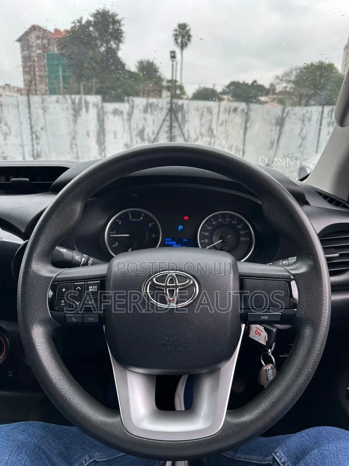 Toyota Hilux 2019 Silver