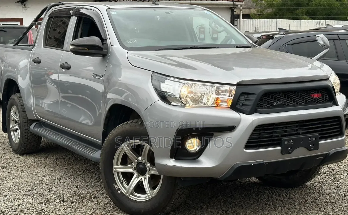 Toyota Hilux 2019 Silver